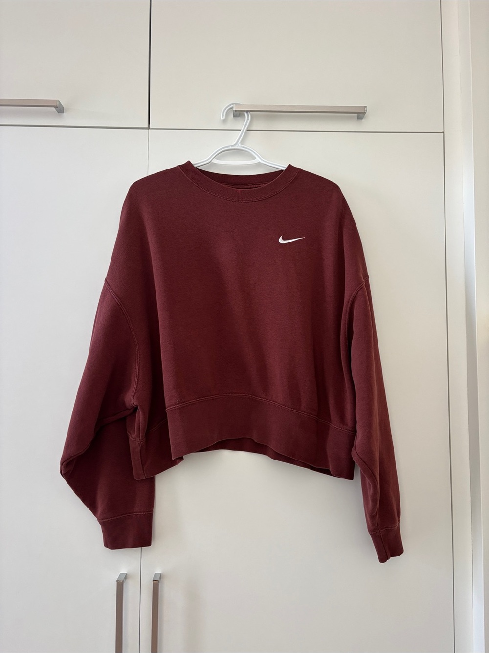 Nike oversize cropped sweater